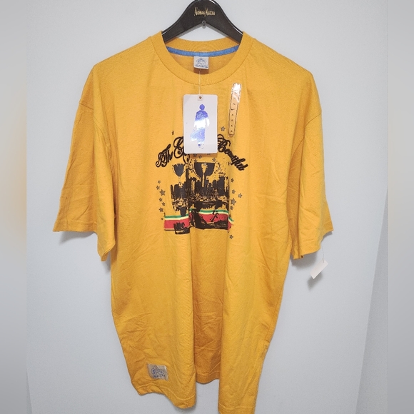 Nike The Game Is Beautiful Men's Yellow Rare T-shirts Size XL - Picture 1 of 7